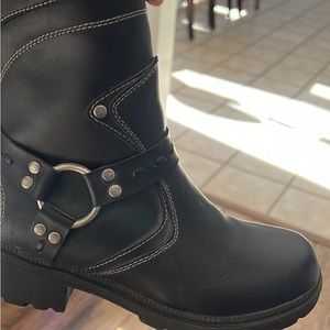 WOMENS MILWAUKEE MOTORCYCLE BOOT "DARE DEVIL" women size 7.5